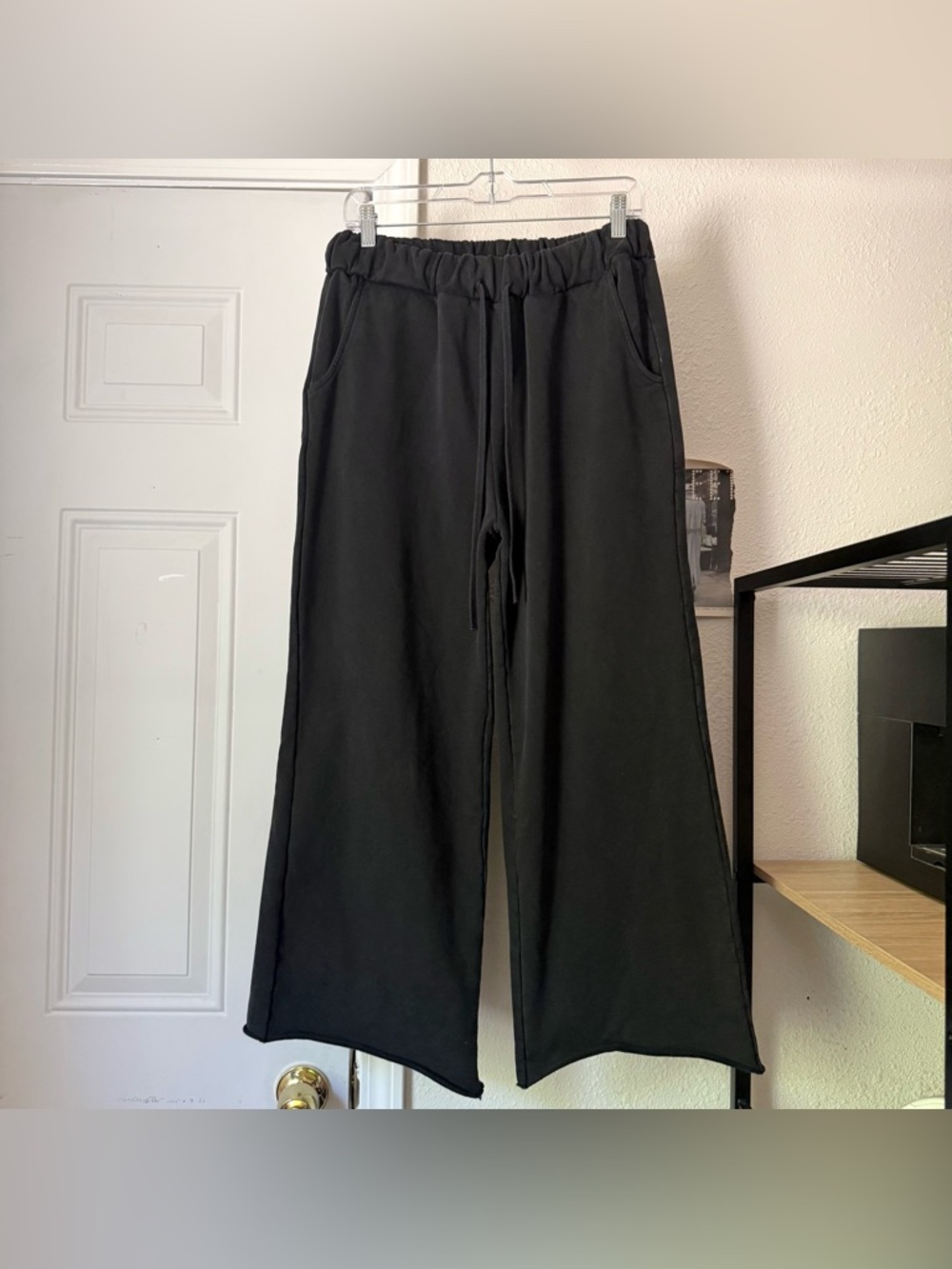 VAGUE STUDIOS black men’s terry knit cotton pull on straight leg sweat pants